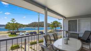 Family Beachhouse - Waterfront Ettalong Beach